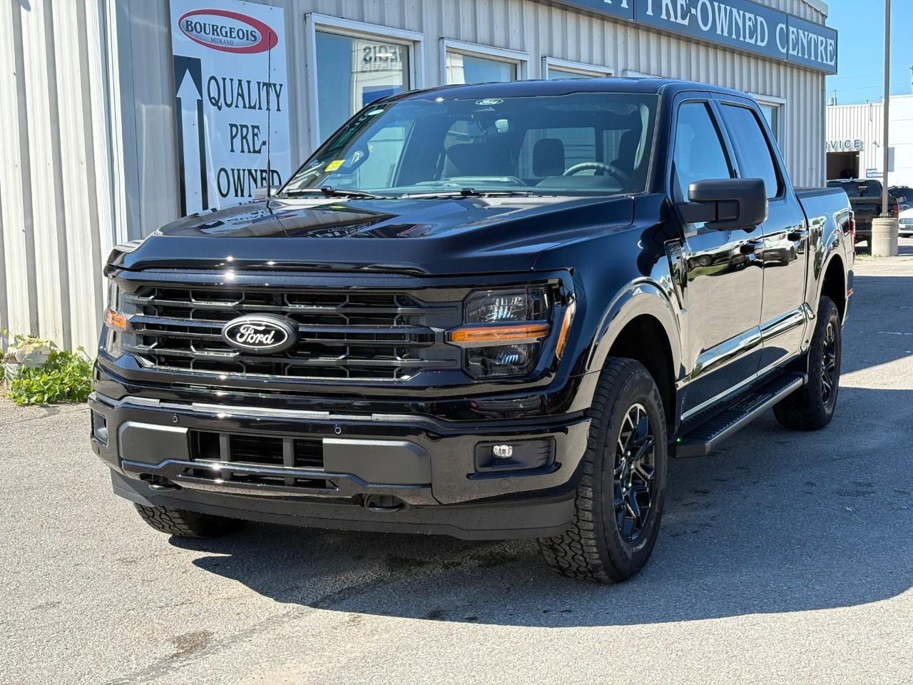 2026 Ford F-150 XLT 4WD SuperCrew 5.5' Box Photo2