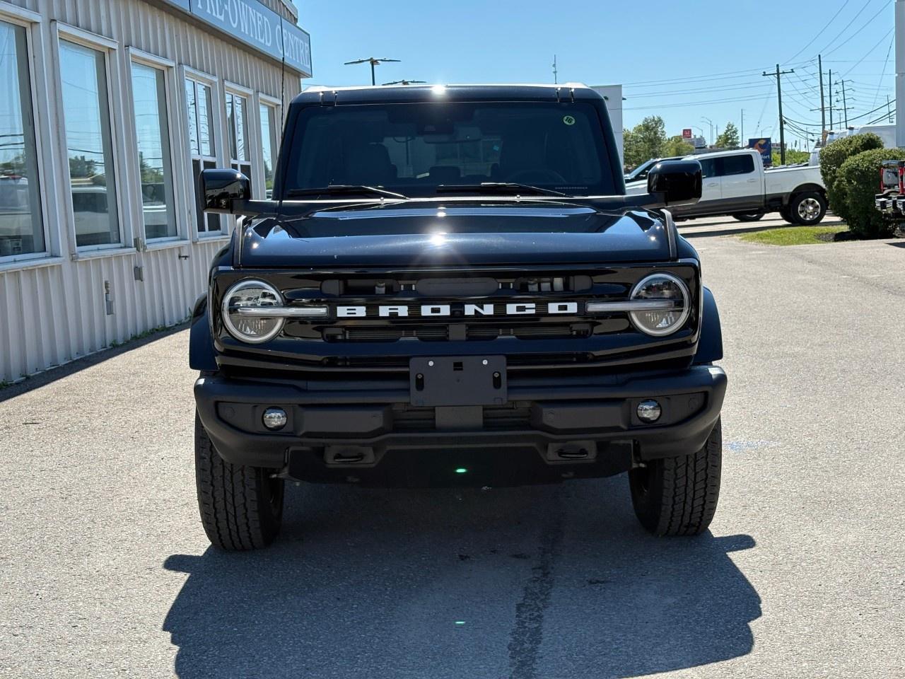 2026 Ford Bronco OUTER BANKS 4 DOOR 4X4 Photo