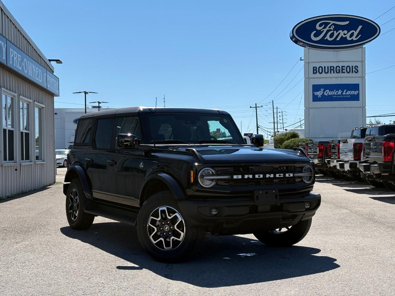 2026 Ford Bronco OUTER BANKS 4 DOOR 4X4 Photo