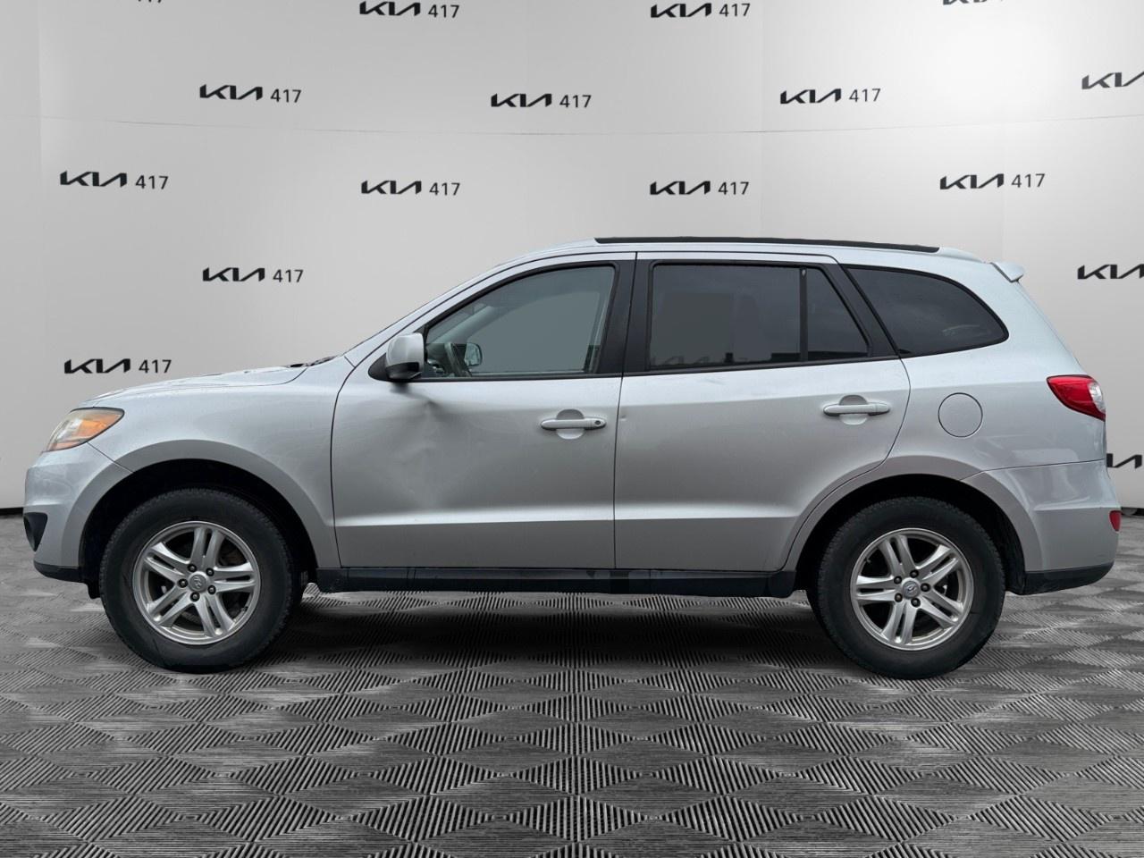 2011 Hyundai Santa Fe FWD 4dr V6 Auto GL Photo
