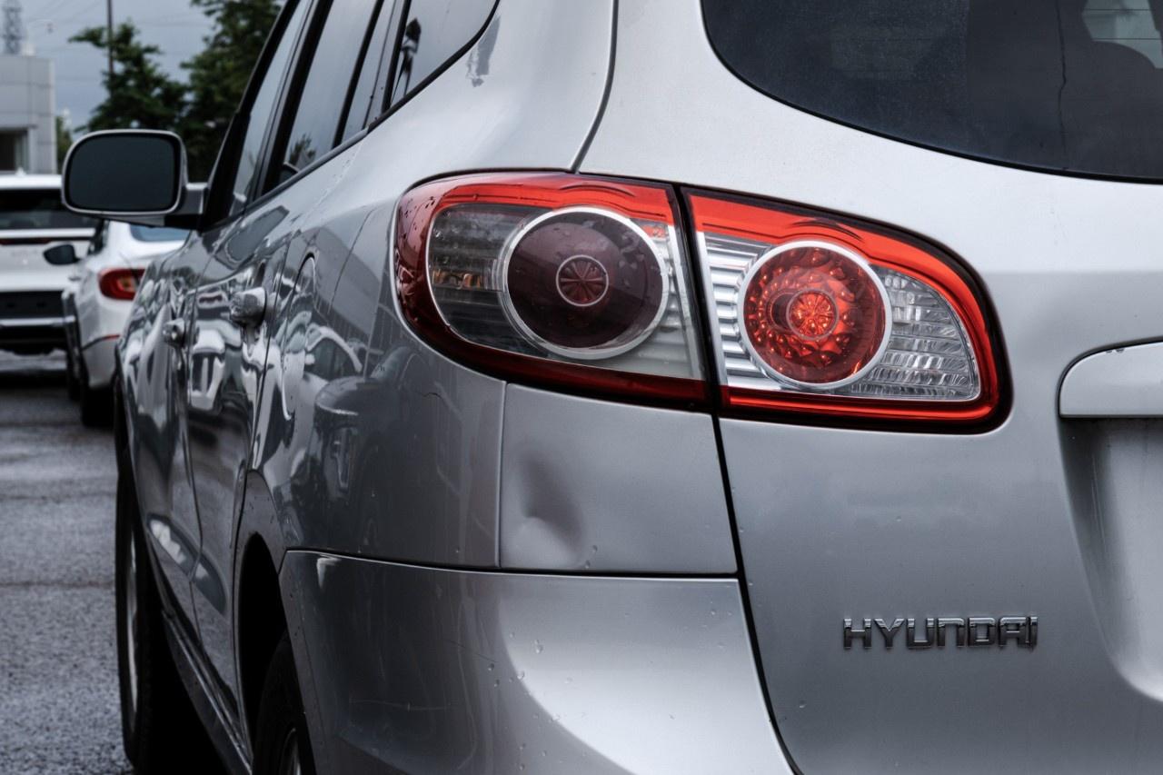 2011 Hyundai Santa Fe FWD 4dr V6 Auto GL Photo