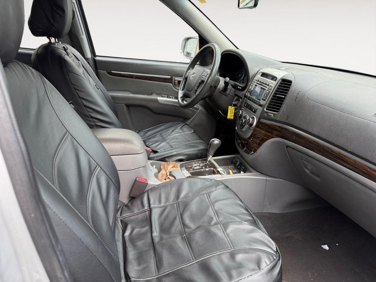 2011 Hyundai Santa Fe FWD 4dr V6 Auto GL Photo