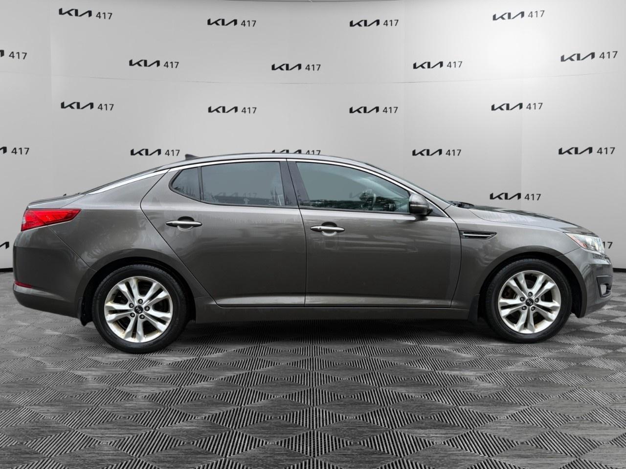 2012 Kia Optima 4dr Sdn Auto EX Photo
