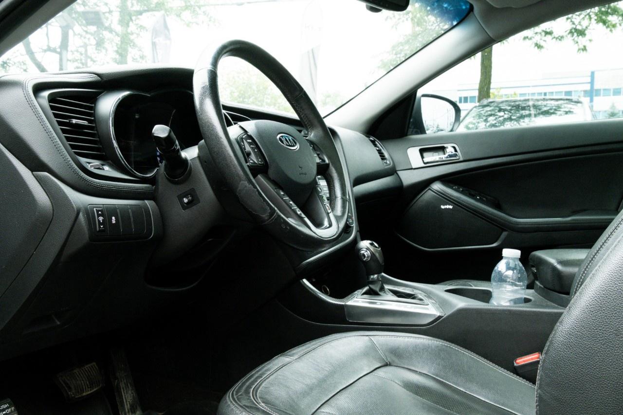2012 Kia Optima 4dr Sdn Auto EX Photo