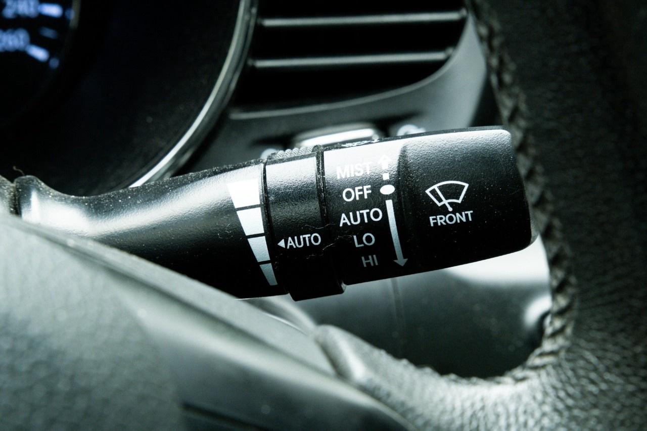 2012 Kia Optima 4dr Sdn Auto EX Photo