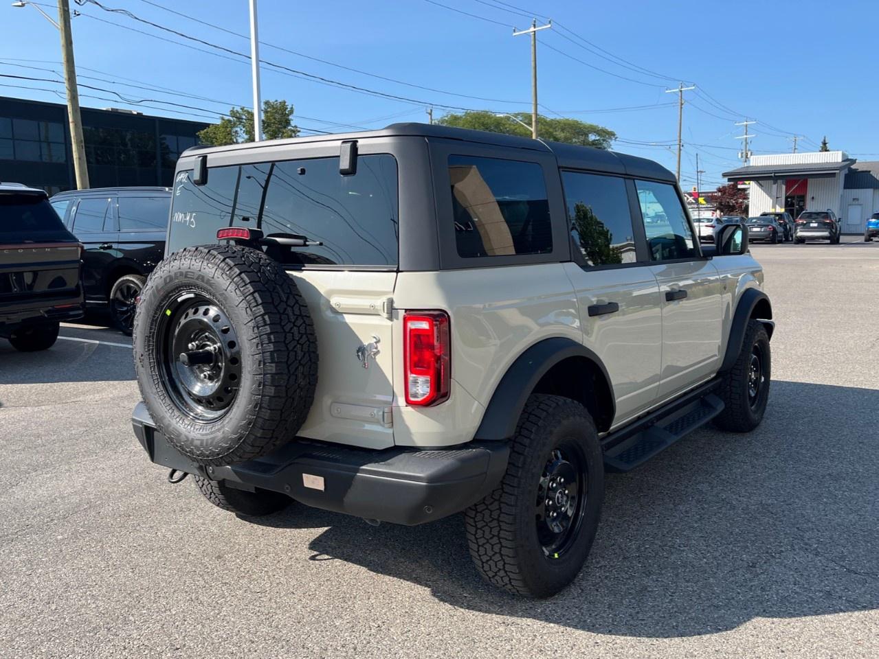 2026 Ford Bronco Big Bend 4 Door 4x4 Photo4