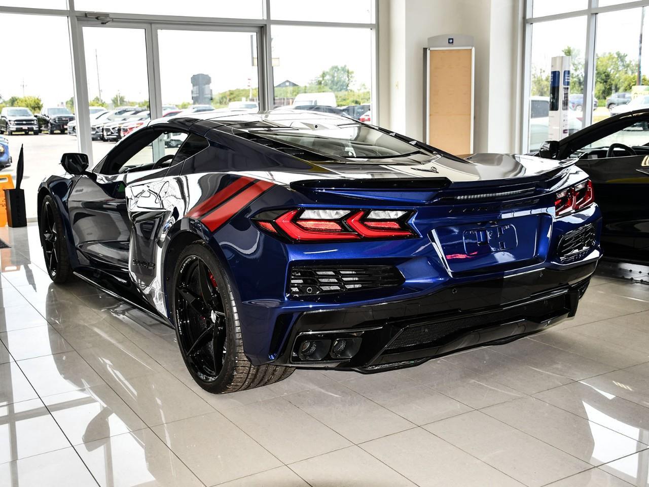 2027 Chevrolet Corvette 2LT Photo3