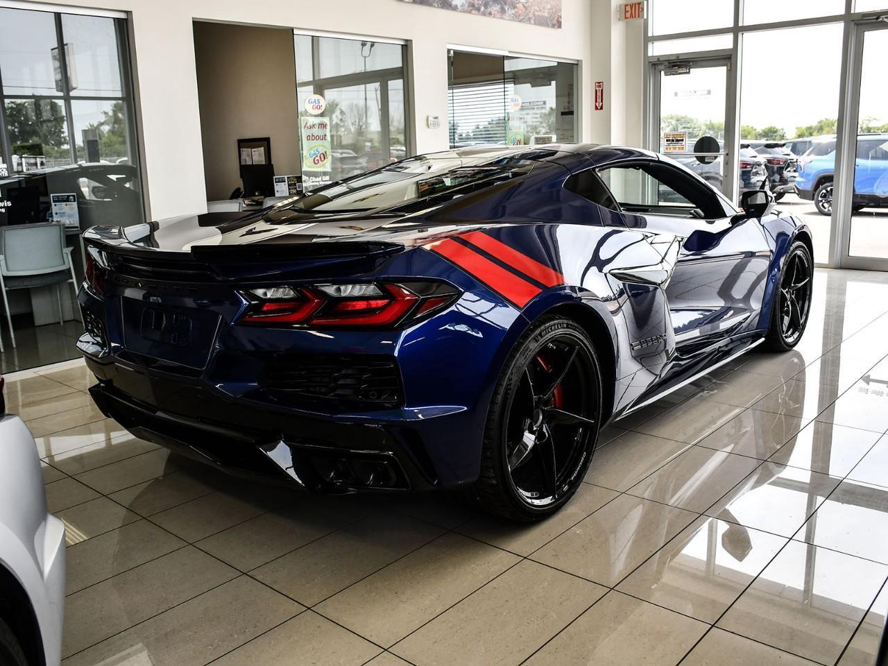 2027 Chevrolet Corvette 2LT Photo