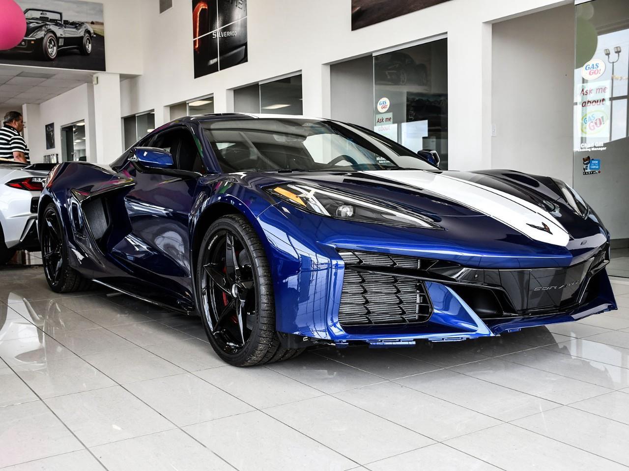 2027 Chevrolet Corvette 2LT Photo