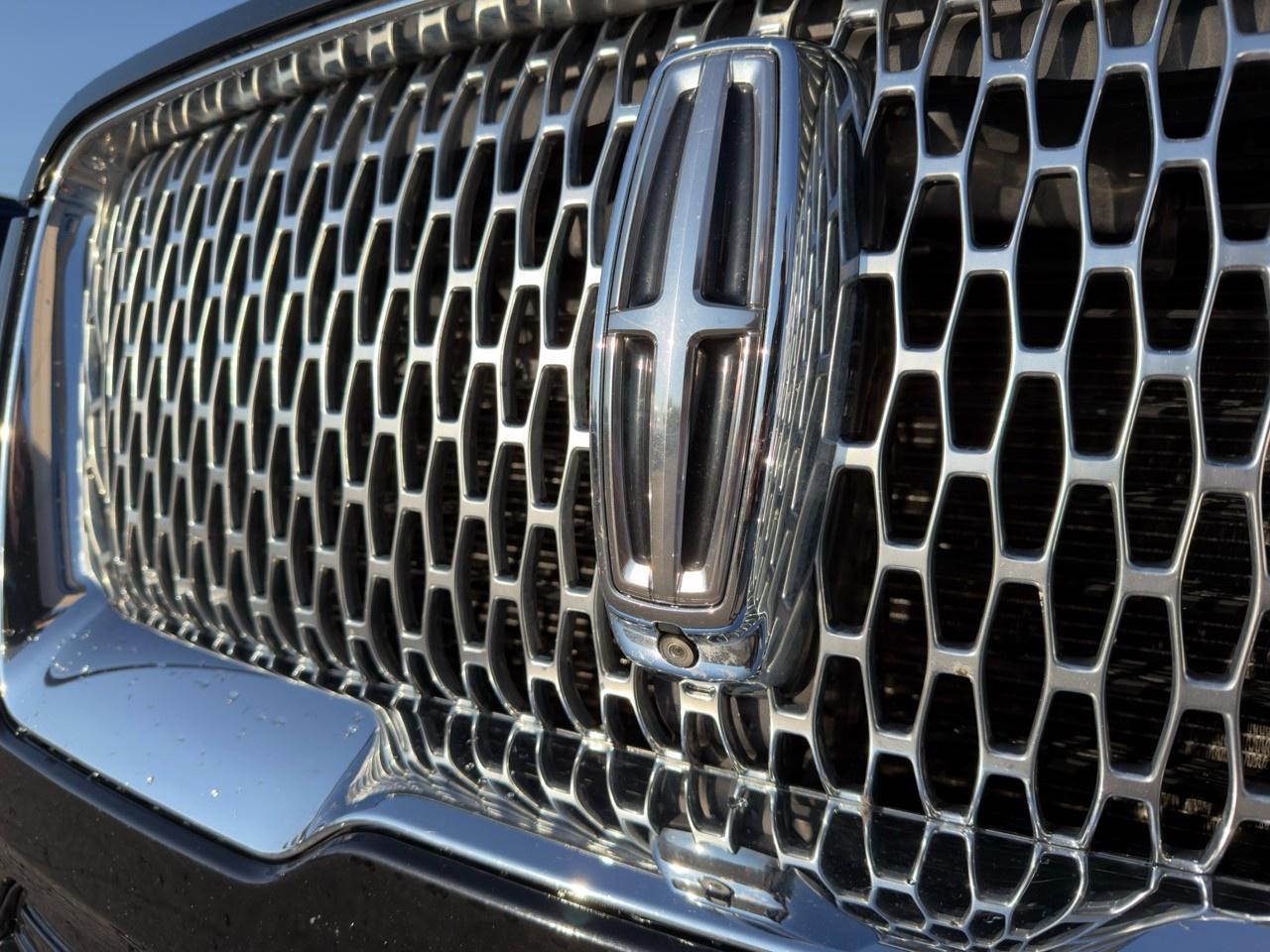 2018 Lincoln Navigator L Reserve 300A|TECH PK|PANO|MAX TOW PK|37 SVC RECORDS Photo