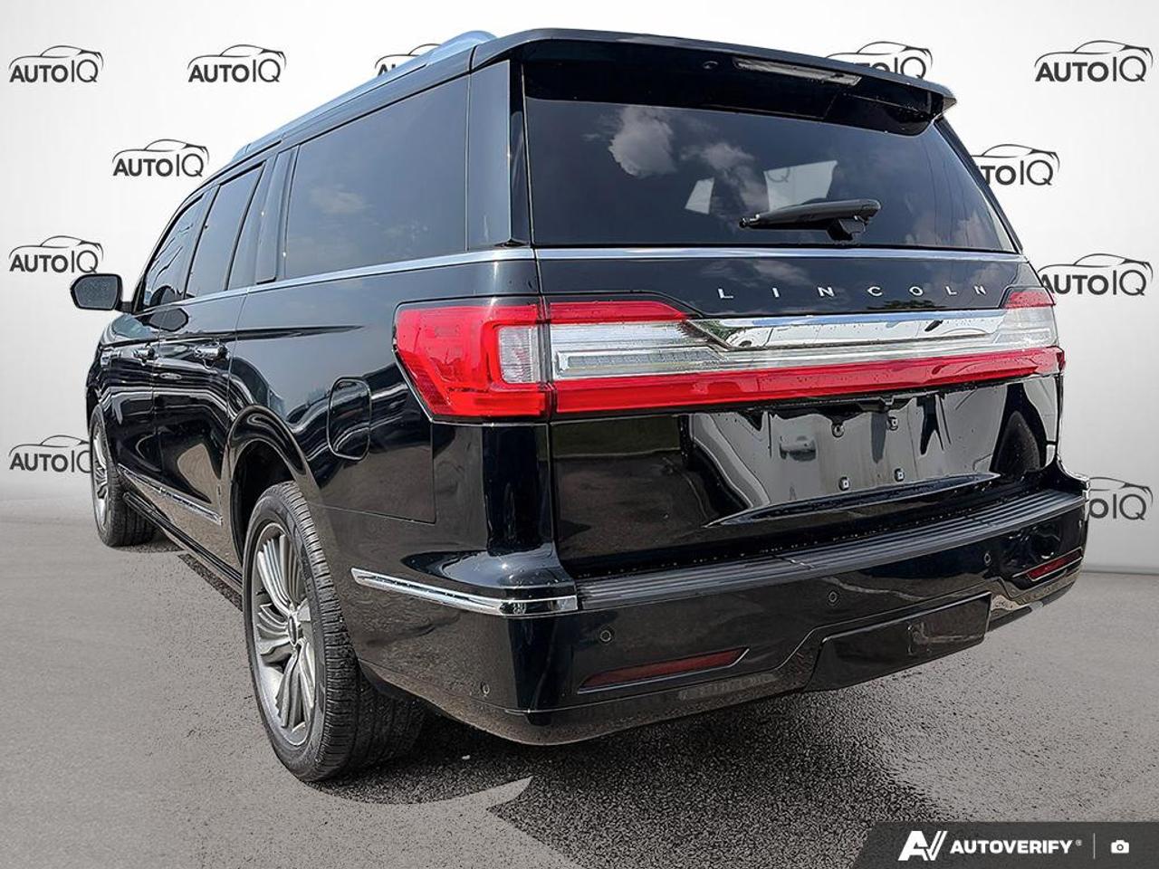 2018 Lincoln Navigator L Reserve 300A|TECH PK|PANO|MAX TOW PK|37 SVC RECORDS Photo