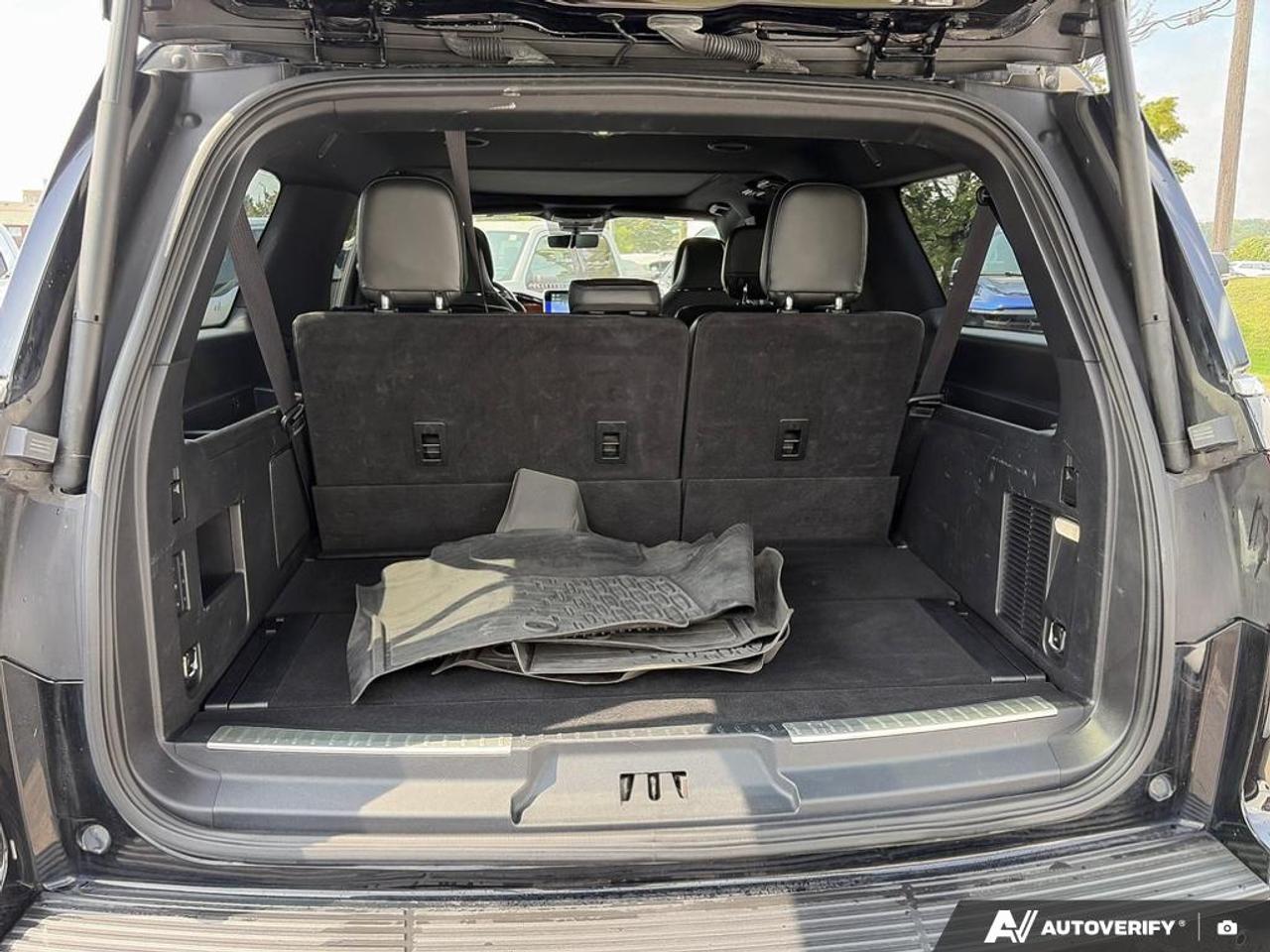 2018 Lincoln Navigator L Reserve 300A|TECH PK|PANO|MAX TOW PK|37 SVC RECORDS Photo