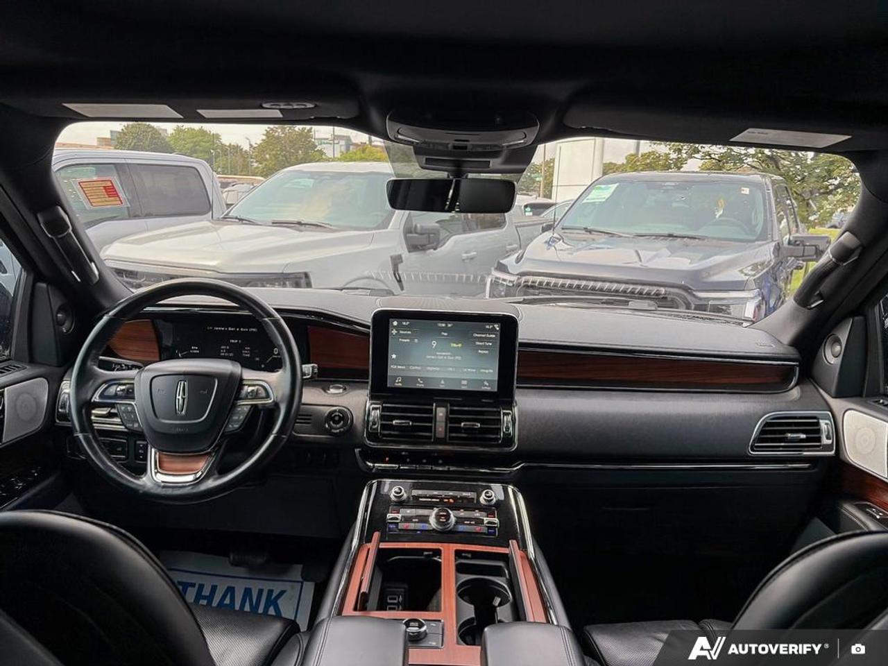 2018 Lincoln Navigator L Reserve 300A|TECH PK|PANO|MAX TOW PK|37 SVC RECORDS Photo