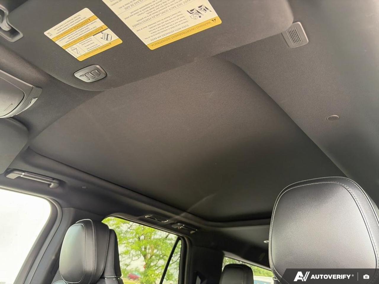 2018 Lincoln Navigator L Reserve 300A|TECH PK|PANO|MAX TOW PK|37 SVC RECORDS Photo