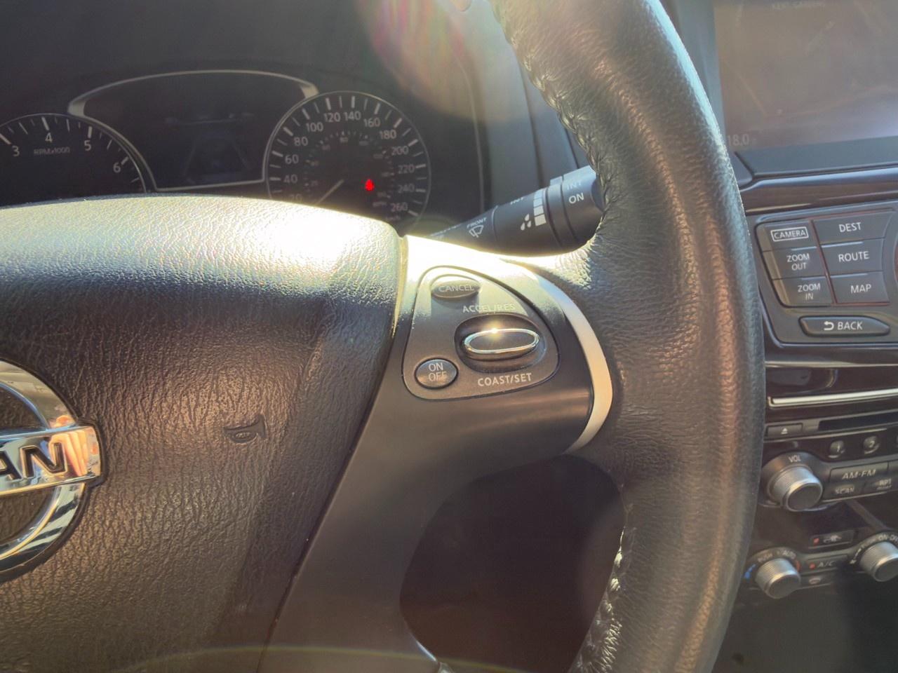 2015 Nissan Pathfinder SL PREMIUM TECH PK|BOSE|LEATHER|LOW KM Photo