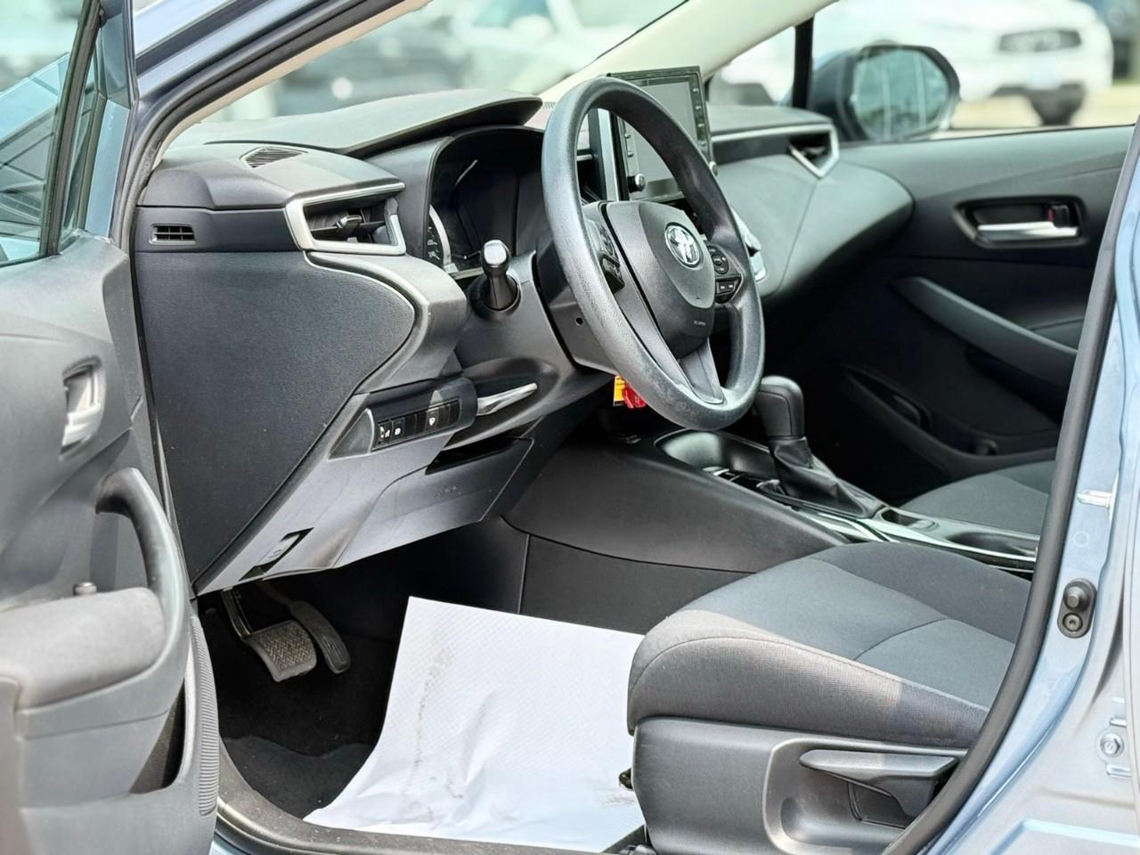 2021 Toyota Corolla L Photo