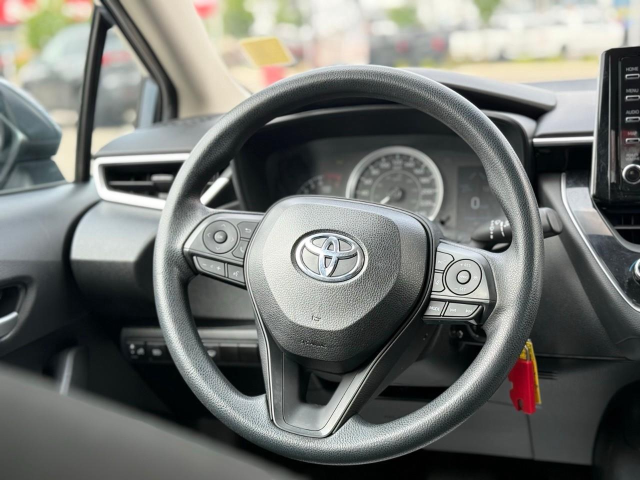 2021 Toyota Corolla L Photo