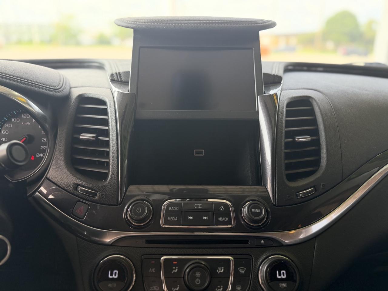 2015 Chevrolet Impala 2LT - NO ACCIDENTS - TWO OWNER Photo