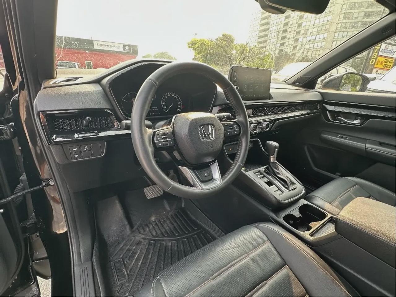 2025 Honda CR-V Touring Photo