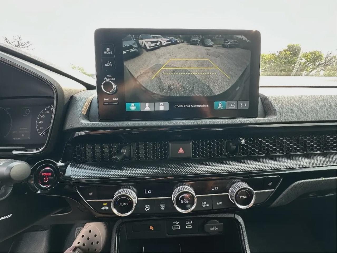 2025 Honda CR-V Touring Photo