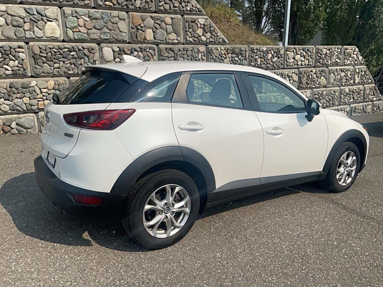 2018 Mazda MAZDA3 Cx-3 Touring Photo3