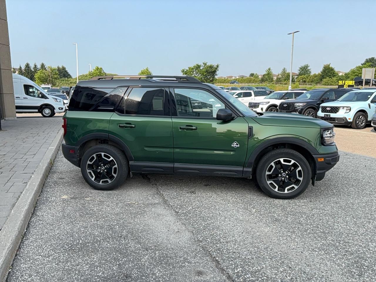 2024 Ford Bronco Sport OUTERBANKS! LOCAL TRADE, REMOTE START,COPILOT PACK Photo