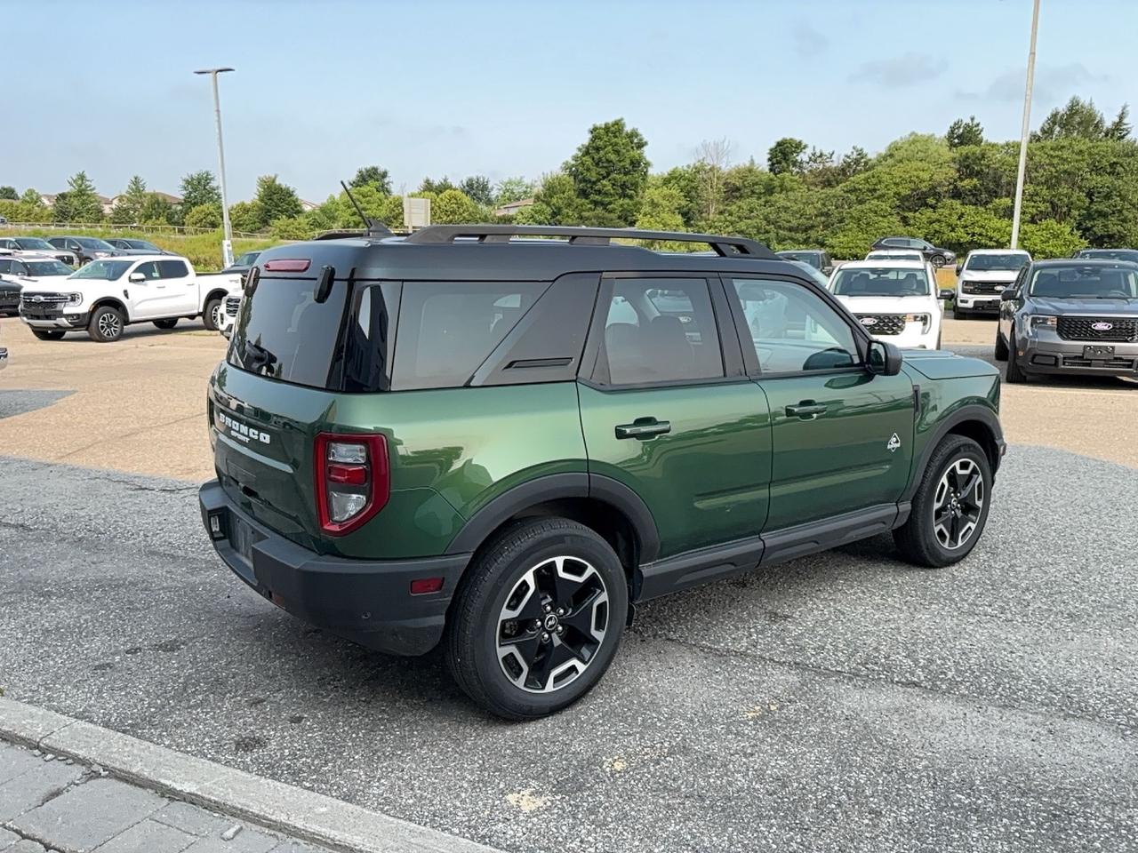 2024 Ford Bronco Sport OUTERBANKS! LOCAL TRADE, REMOTE START,COPILOT PACK Photo