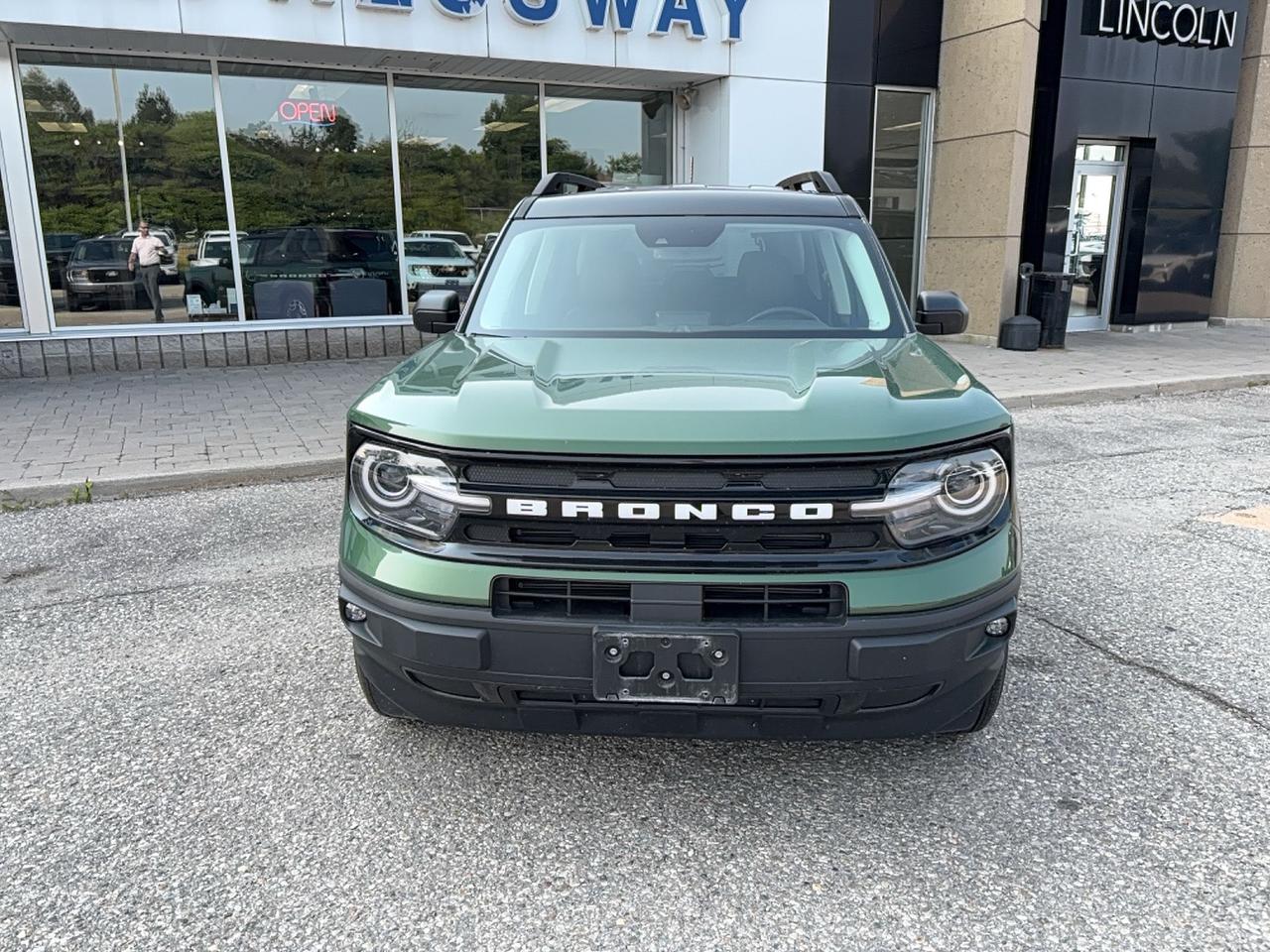 2024 Ford Bronco Sport OUTERBANKS! LOCAL TRADE, REMOTE START,COPILOT PACK Photo