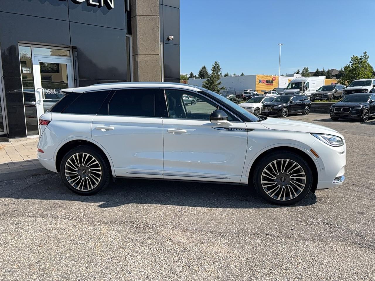 2020 Lincoln Corsair LOADED! HEADSUP DISPLAY, APPEARANCE PACK, 202A! Photo3