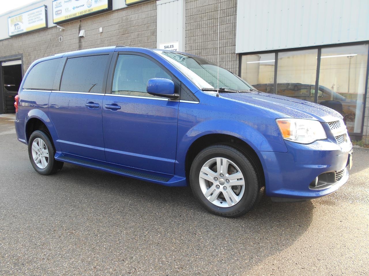 2019 Dodge Grand Caravan Crew Plus-Wheelchair Accessible Rear Entry Photo