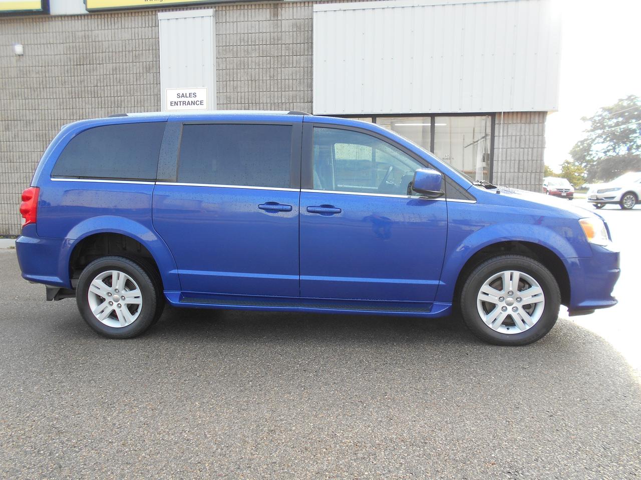 2019 Dodge Grand Caravan Crew Plus-Wheelchair Accessible Rear Entry Photo