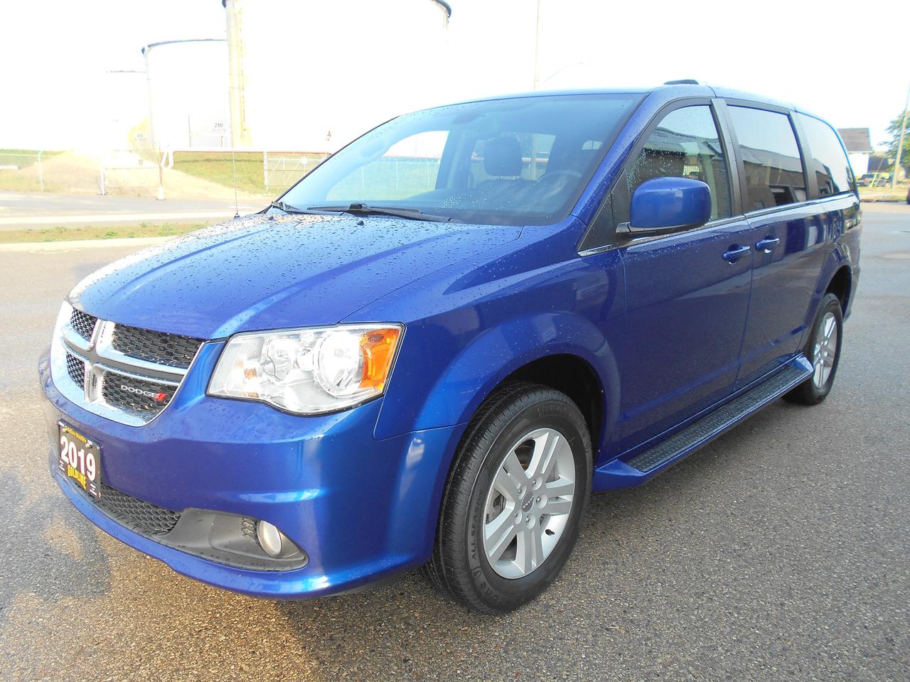 2019 Dodge Grand Caravan Crew Plus-Wheelchair Accessible Rear Entry Photo
