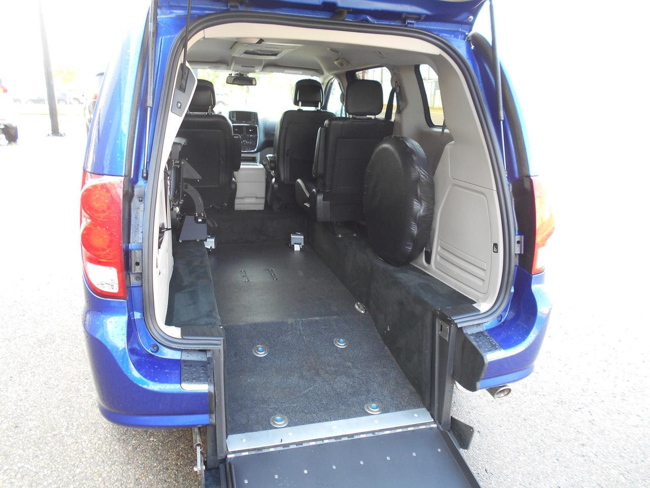 2019 Dodge Grand Caravan Crew Plus-Wheelchair Accessible Rear Entry Photo