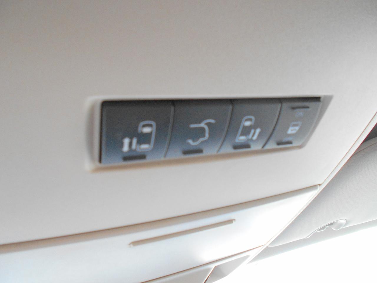 2019 Dodge Grand Caravan Crew Plus-Wheelchair Accessible Rear Entry Photo