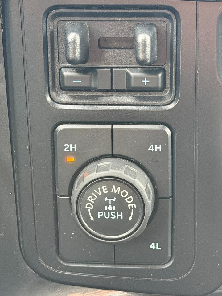 2021 Ford F-150 XLT Photo