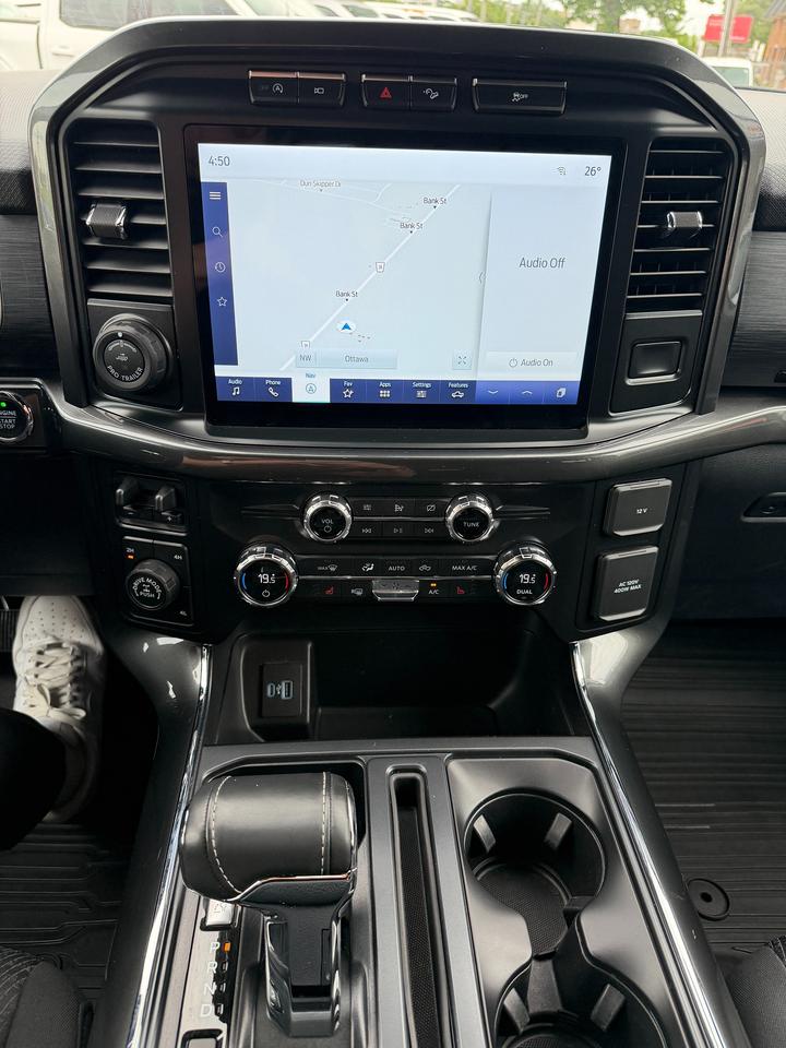 2021 Ford F-150 XLT Photo
