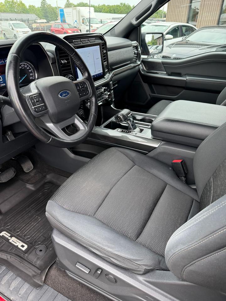 2021 Ford F-150 XLT Photo