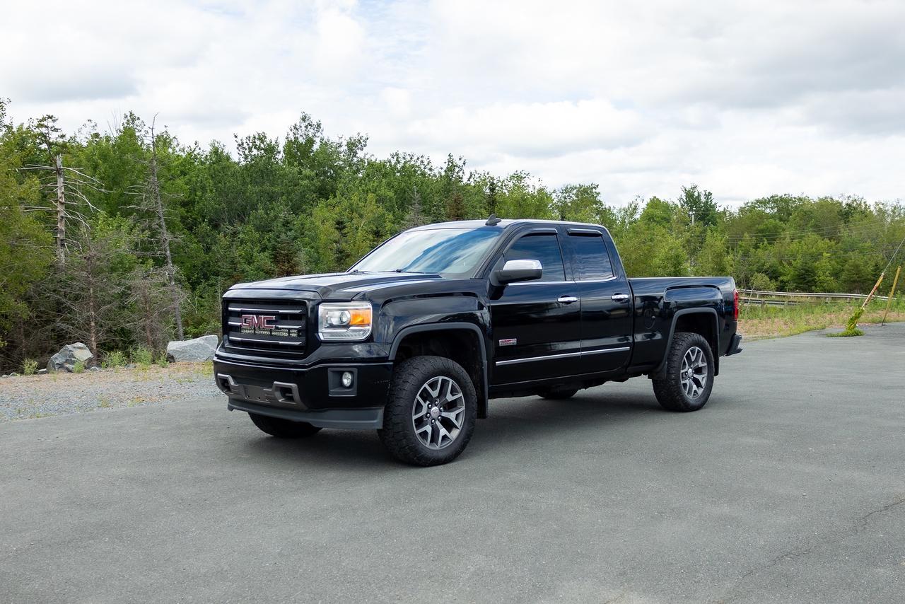 2015 GMC Sierra 1500 4WD DOUBLE CAB 143.5" SLE