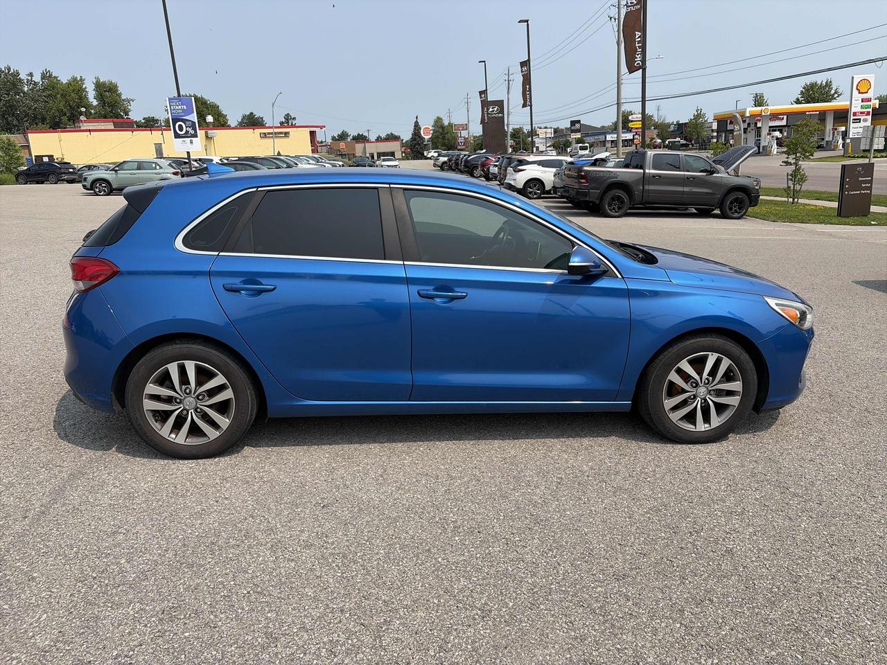 2018 Hyundai Elantra GT GL | 6 Seed | 2.0 | CarPlay | Cam | Alloys & More! Photo17