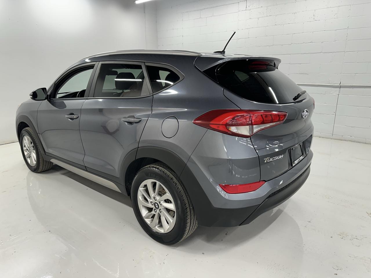 2017 Hyundai Tucson FWD 4dr 2.0L Premium Photo15