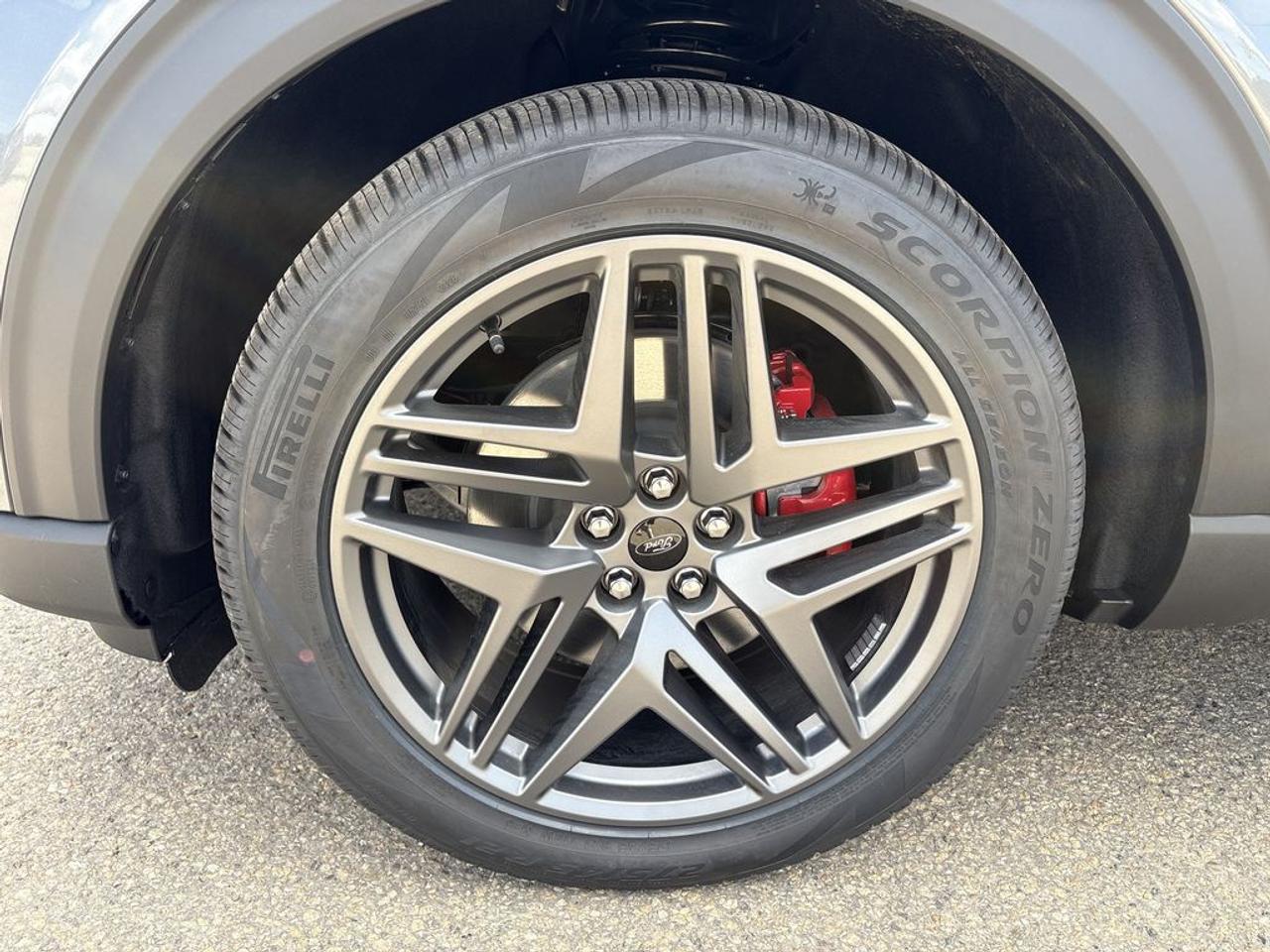 2026 Ford Explorer ST 400A Photo2
