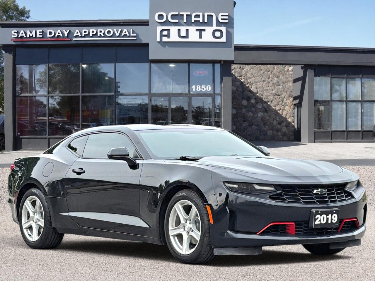 2019 Chevrolet Camaro 1LT Photo