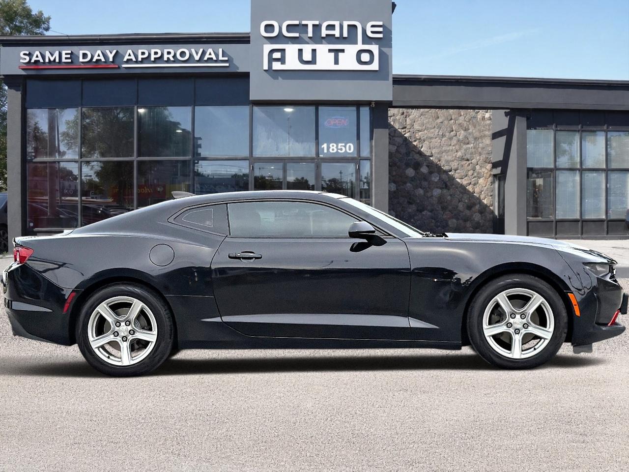 2019 Chevrolet Camaro 1LT Photo