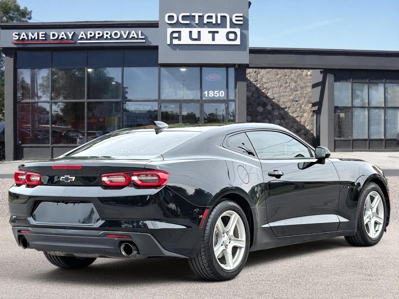 2019 Chevrolet Camaro 1LT Photo