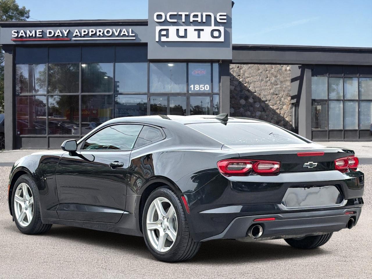 2019 Chevrolet Camaro 1LT Photo