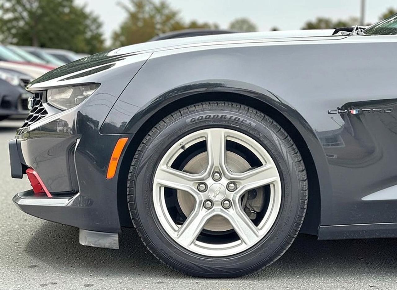 2019 Chevrolet Camaro 1LT Photo