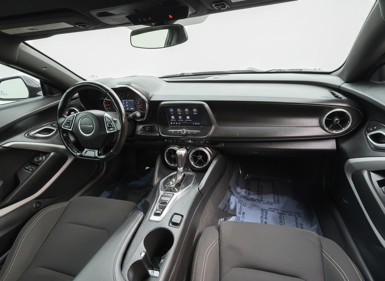 2019 Chevrolet Camaro 1LT Photo