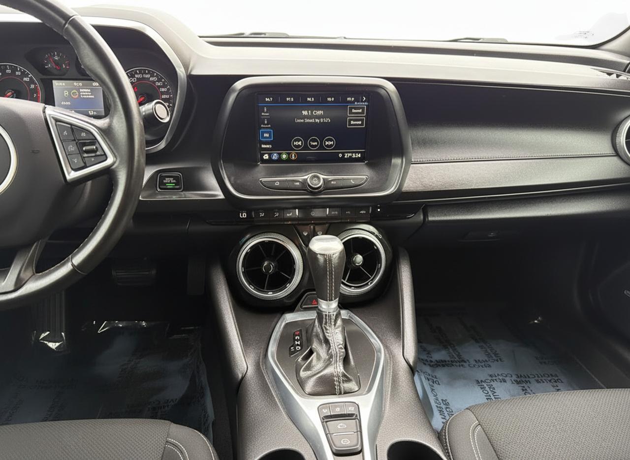 2019 Chevrolet Camaro 1LT Photo