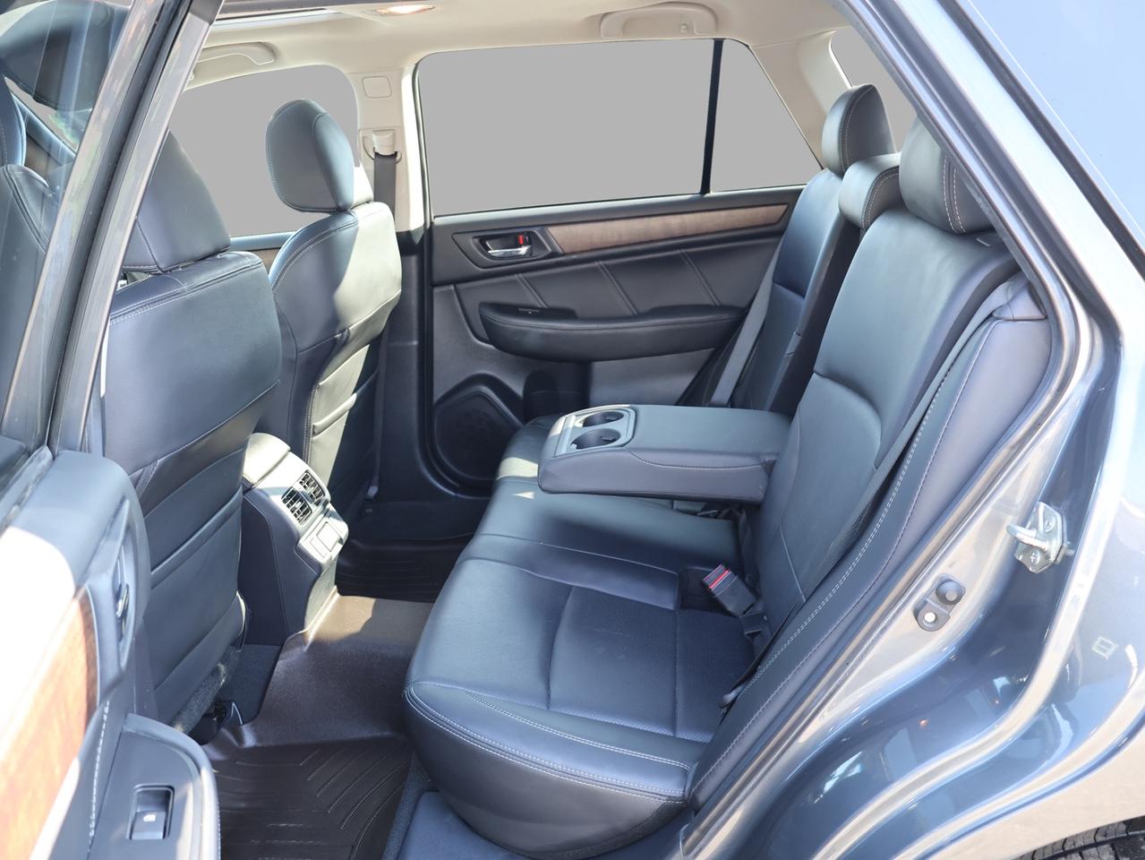 2018 Subaru Outback 2.5L LIMITED AWD CERTIFIED *1 OWNER* CAMERA NAV BLUETOOTH LEATHER HEATED SEATS SUNROOF CRUISE ALLOYS Photo