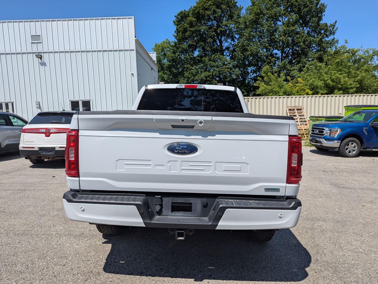 2021 Ford F-150 XLT 4WD SuperCrew 6.5' Box Photo4